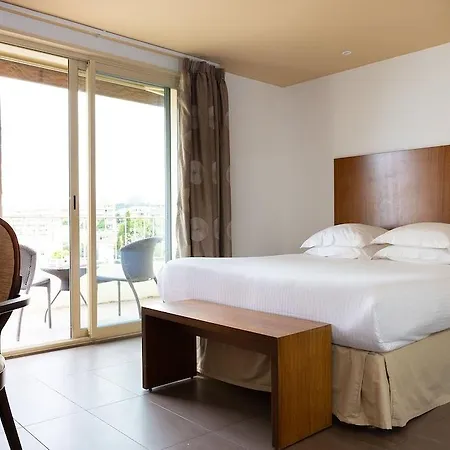 Aéva Hotel 4*