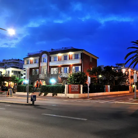 Aéva Hotel 4*